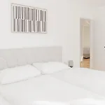 Animea & Appartements-ossiacher