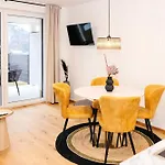 Animea & Appartements-ossiacher *