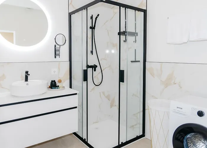 Animea & Appartements-ossiacher