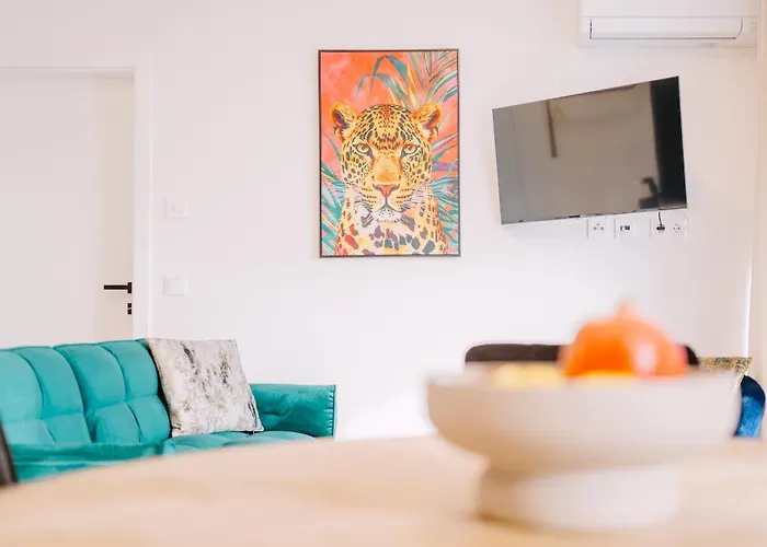 Animea & Appartements-ossiacher *