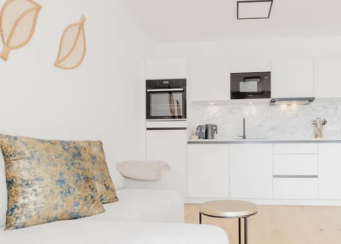 Animea & Appartements-ossiacher